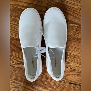 Old Navy, size 6, bright white sneakers